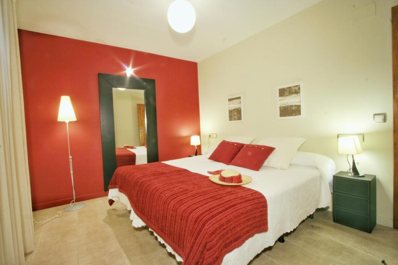 Apartamentos Uncastillo מראה חיצוני תמונה